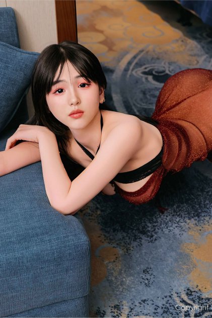 美女好紧好大好爽12p海报