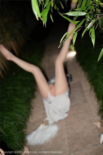 久久精品这里只有精99品麻豆海报