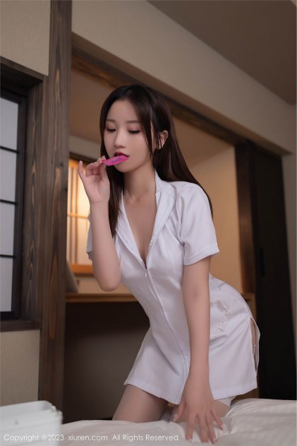 女生宿舍全裸做爱海报